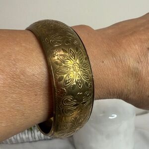 Indian Vintage Brass Floral Engraved Bangle